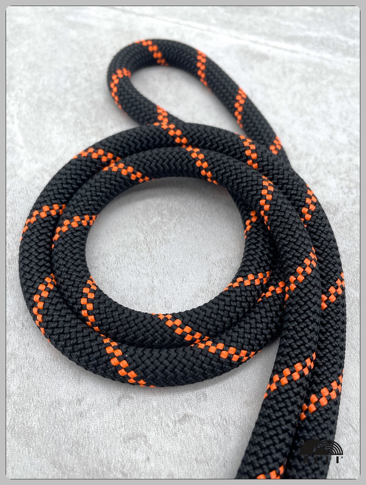 9.5mm Mammut Black w orange tracer