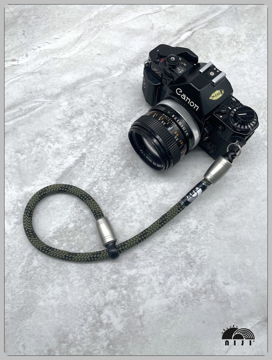 9.5mm camera / mobile wrist strap Camo