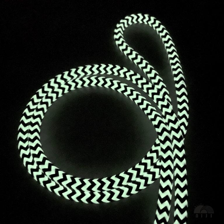 Glow in the dark 7.5mm Crown pattern / Violet color