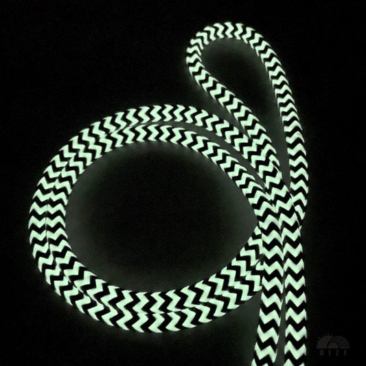 Glow in the dark 7.5mm Crown pattern / Violet color