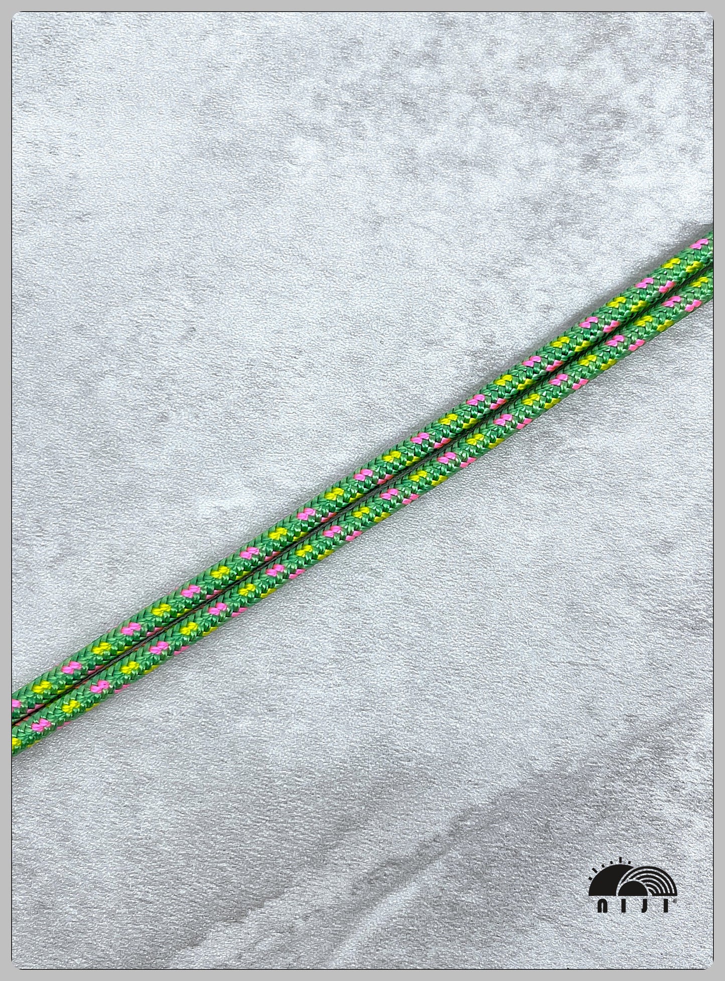 4.5mm Wrist Strap Mountaindax Green w pink & yellow tracer
