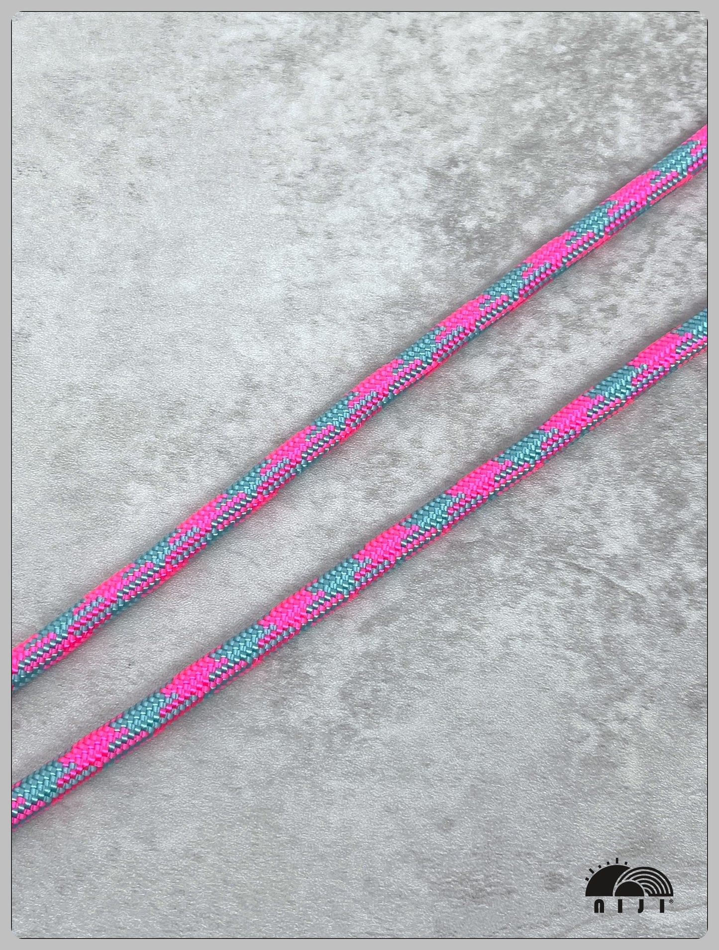"SS25 Special" 6.5mm Petal pink w aqua tracer 1