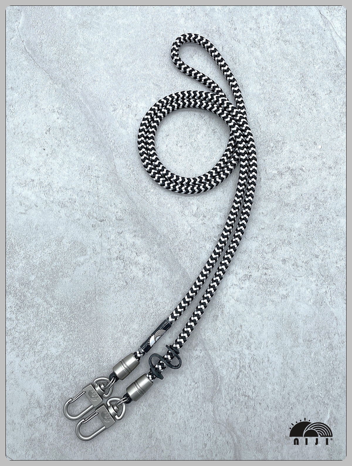 "SS26 New arrival" 6mm white & black crown pattern