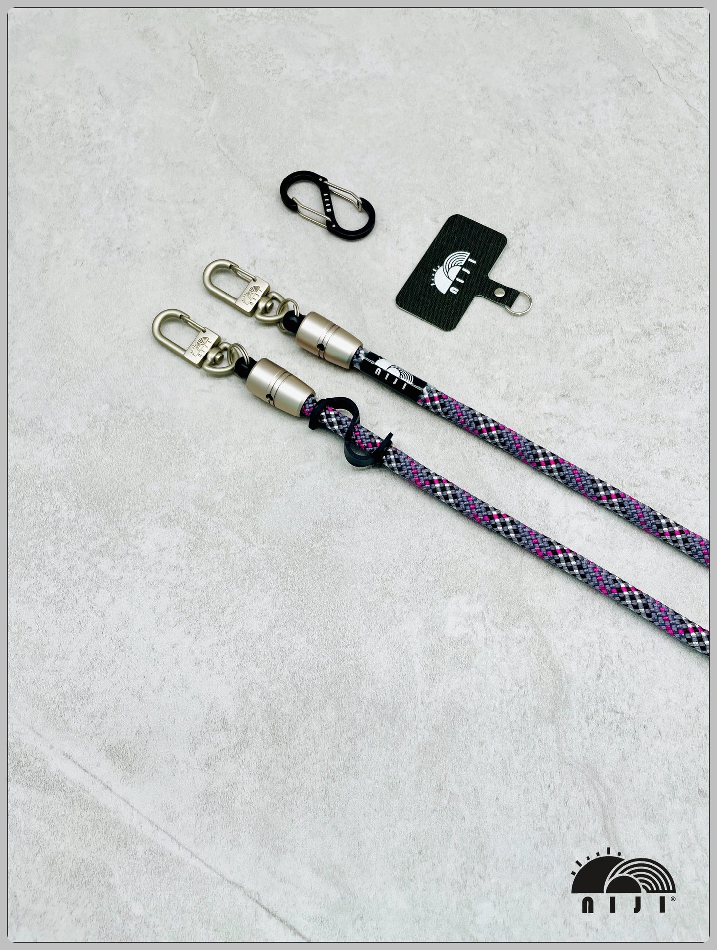 8.5mm Tartan Grey w Magenta tracer