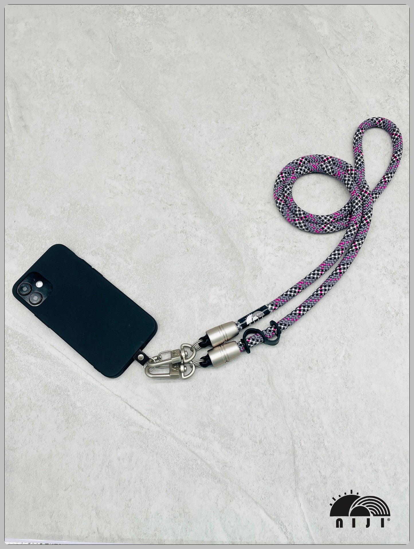 8.5mm Tartan Grey w Magenta tracer