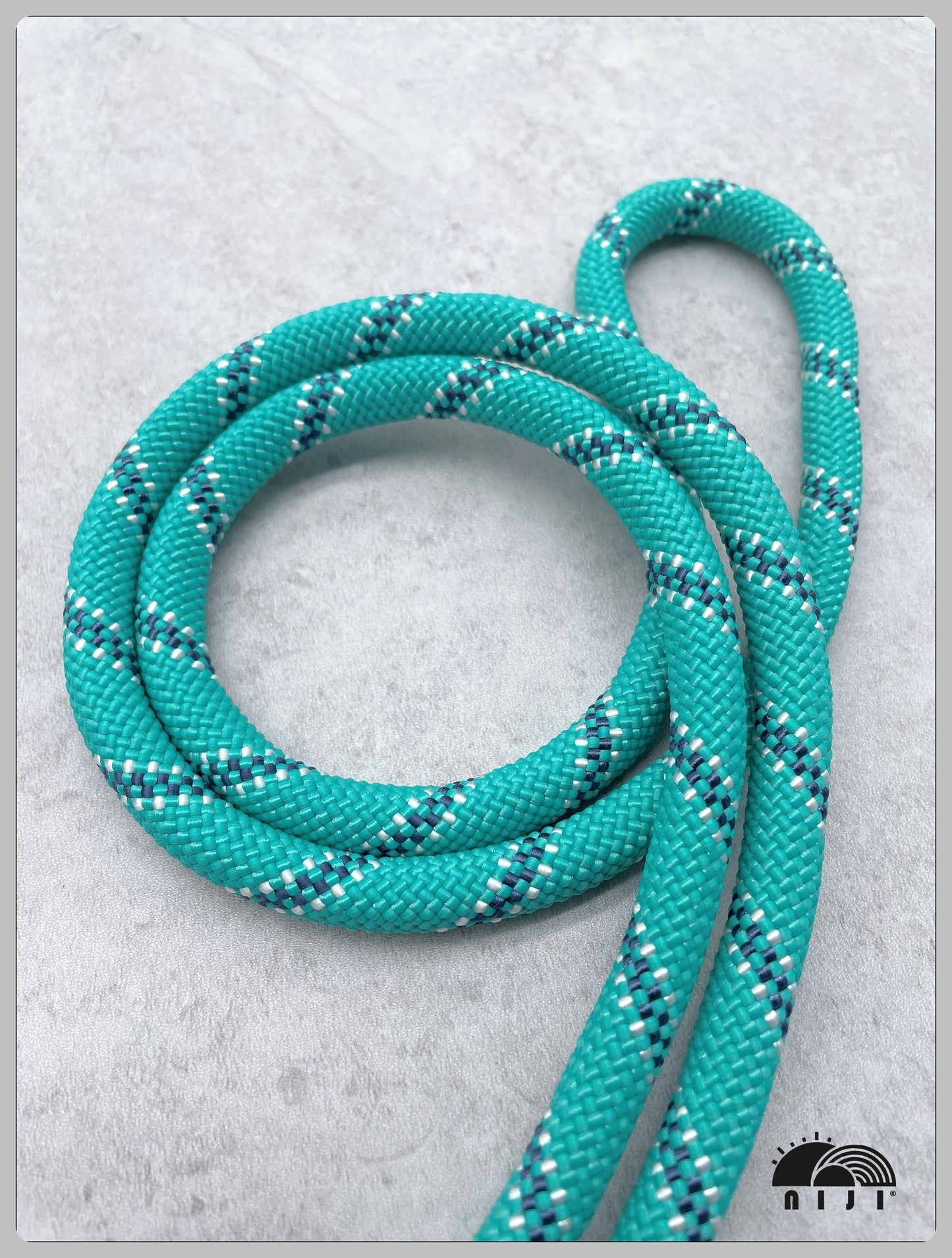 9.5mm Teal w Navy & White Tracer