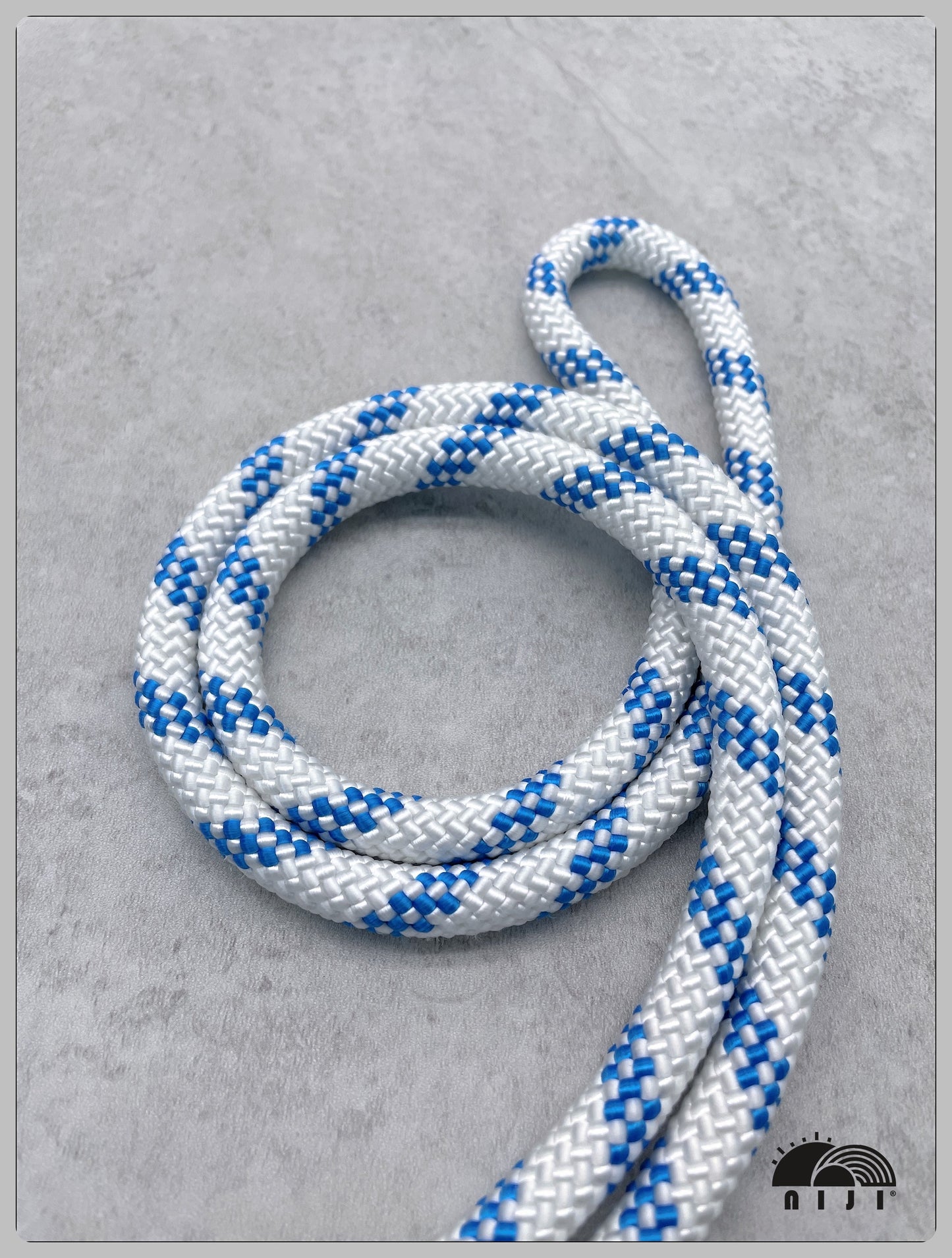 9.5mm White w tri blue tracer